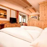 Hotel Alpenhof Kristall Mayrhofen