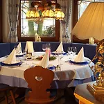 ホテル Alpenhof Kristall 4*