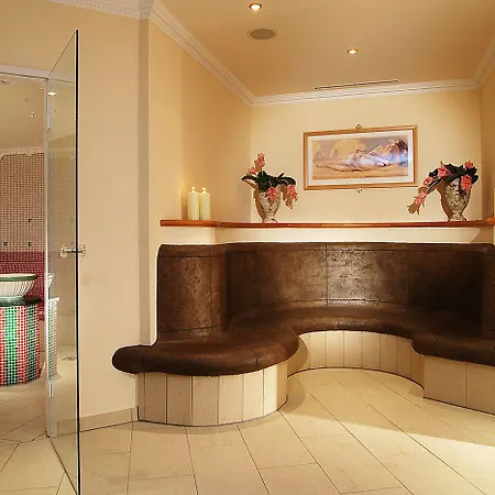 Alpenhof Kristall Otel Mayrhofen