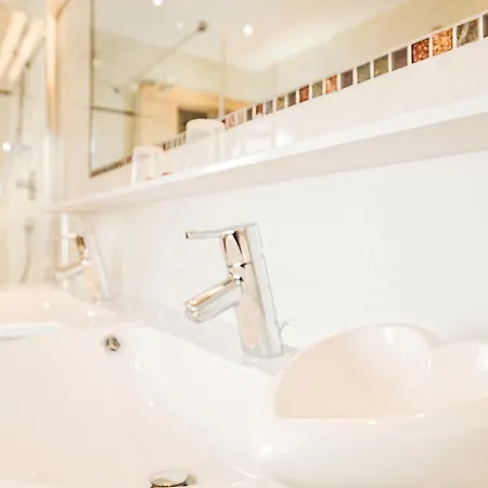 Alpenhof Kristall 4*