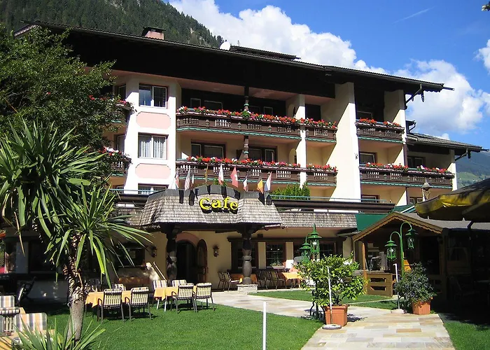 Alpenhof Kristall Szálloda 4*