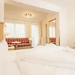 Hotel Alpenhof Kristall