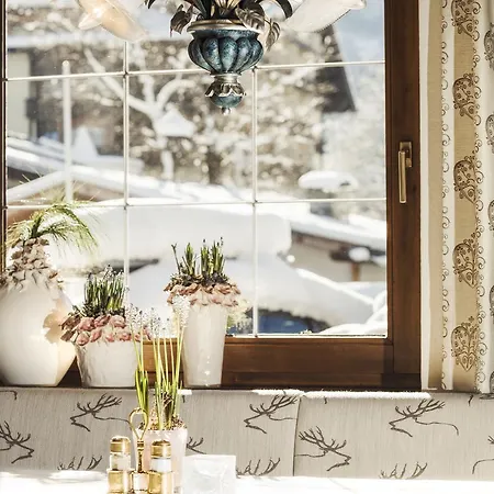 Alpenhof Kristall Отель 4*