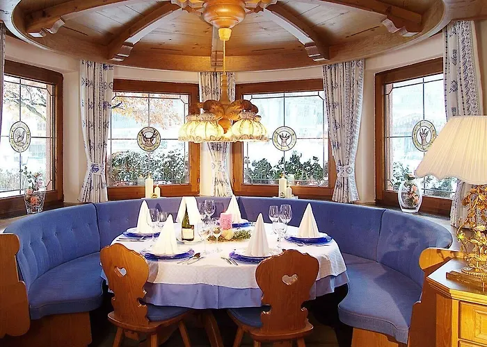 Alpenhof Kristall 4* מאיירהופן